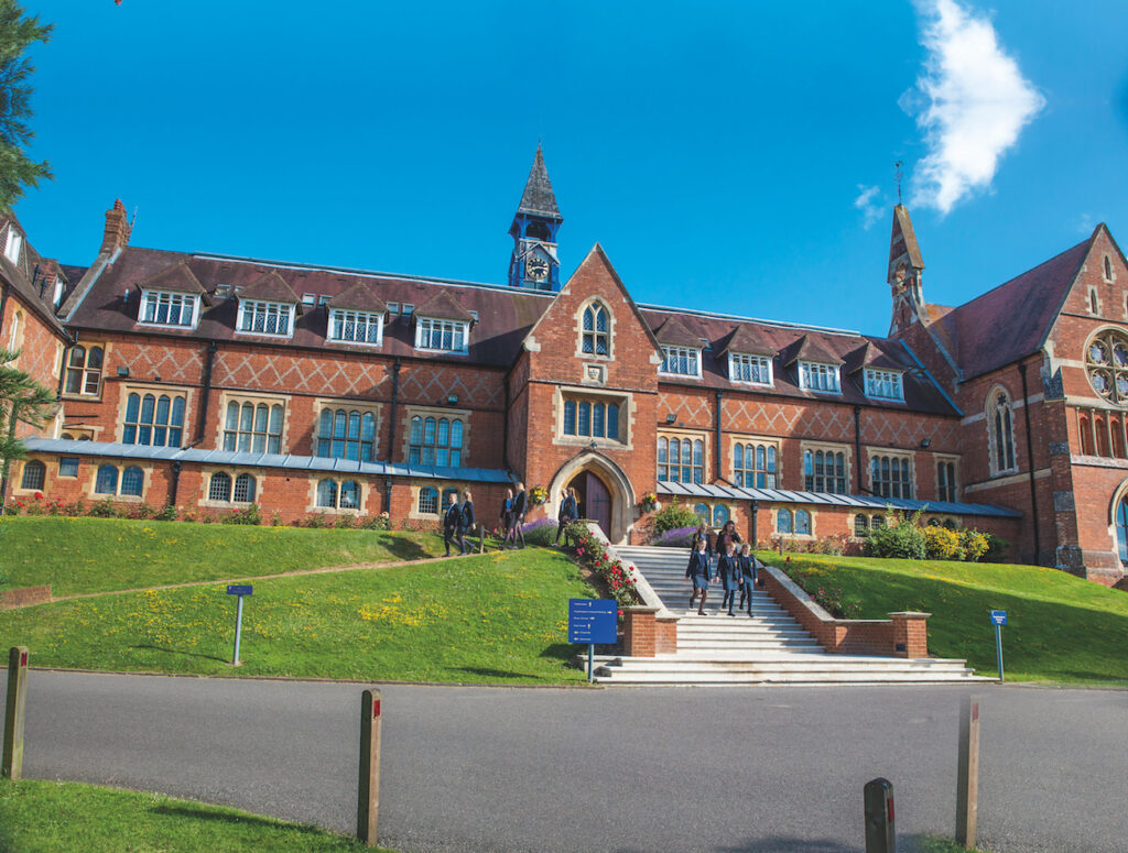 Cranleigh-School-front-view-_5853.v1