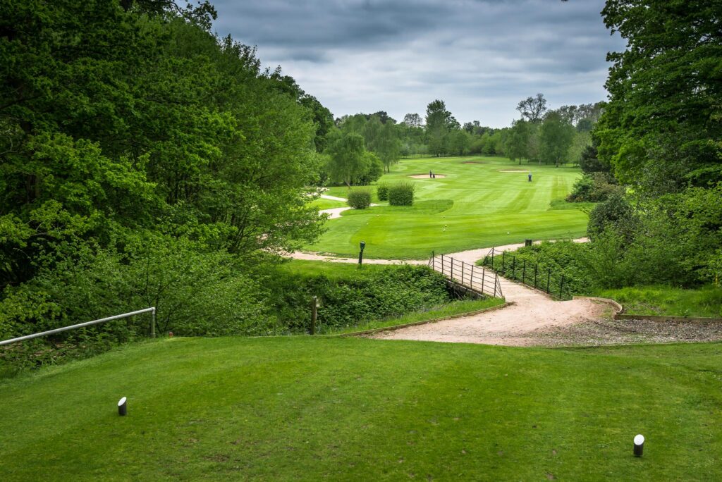 CranleighGCC_AndyHiseman_May2015_GolfCourse_72dpi_EmailWeb-67